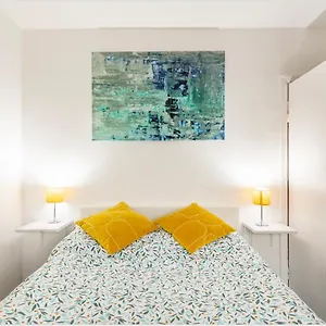 Cheerful 3 Bedroom Entire - Newly Furnished Villa